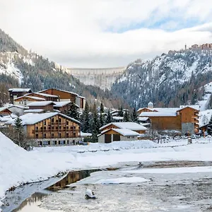 **** Hotel Tetras France