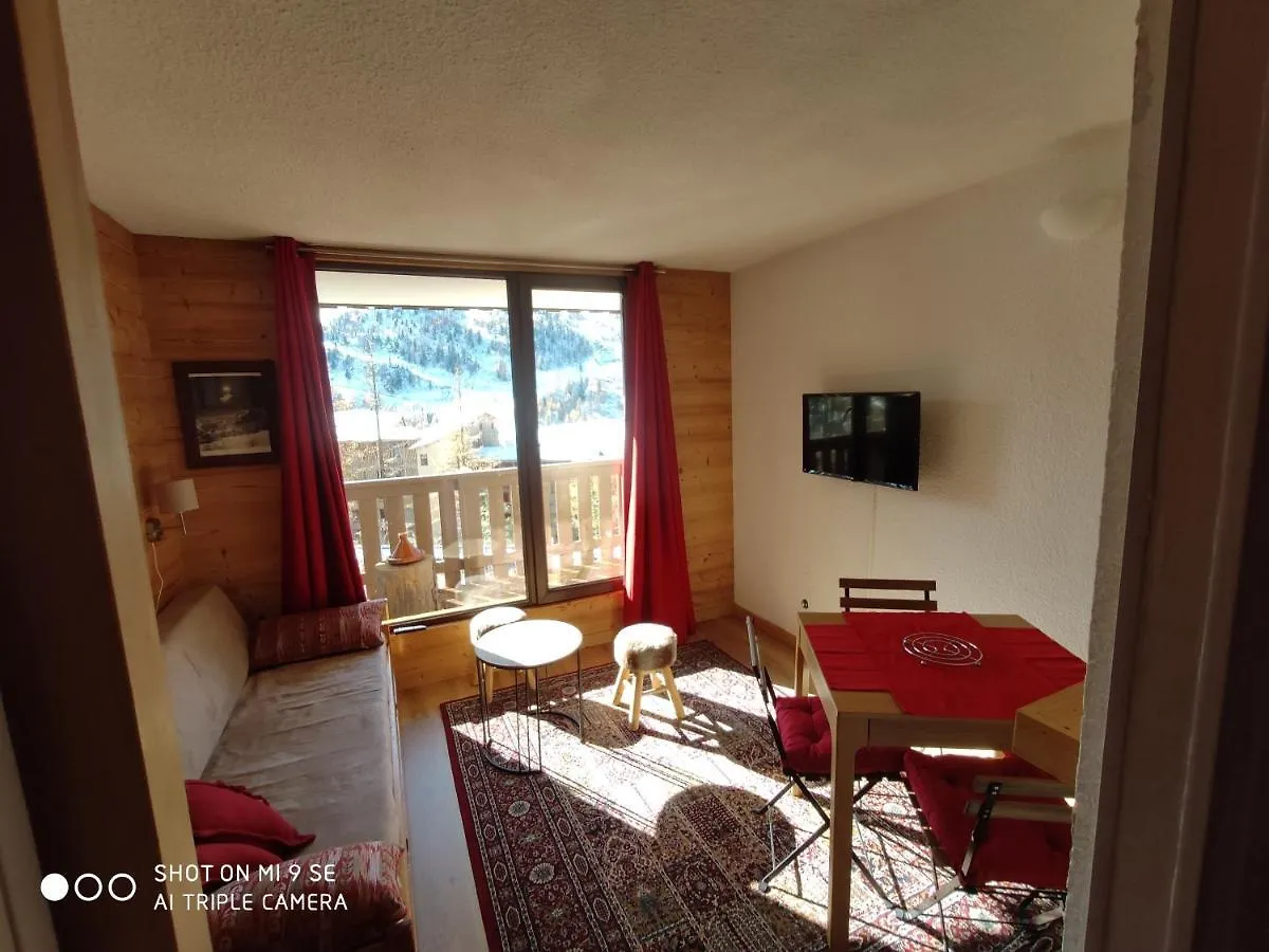 Apartment Les Chataigniers Rouges Isola 2000 France